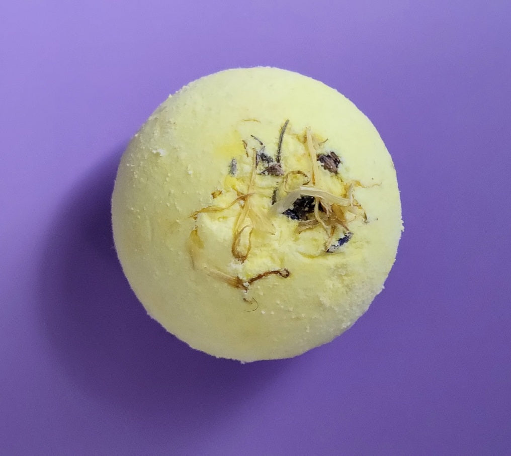 Lemon Lavender Bath Bomb